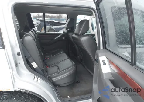 2010 Nissan Pathfinder Le из США, поврежденный, VIN 5N1AR1NB8AC600674